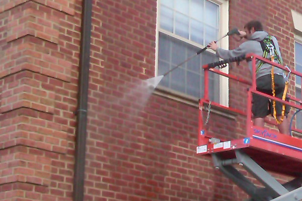 Commercial Brick Building Power Washing by PSI Property Services in Washington DC Metro Area
